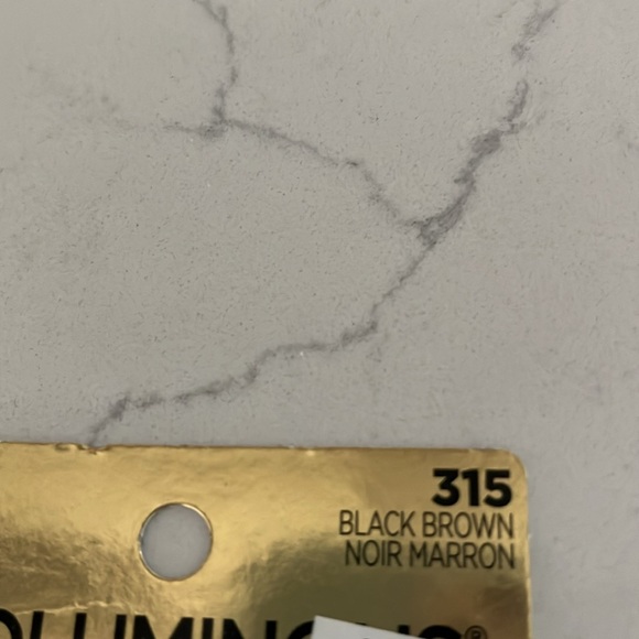 New L’OREAL Paris Voluminous Mascara - Picture 3 of 4